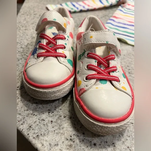 Gymboree 3 piece outfit and shoes 5T - Picture 7 of 11